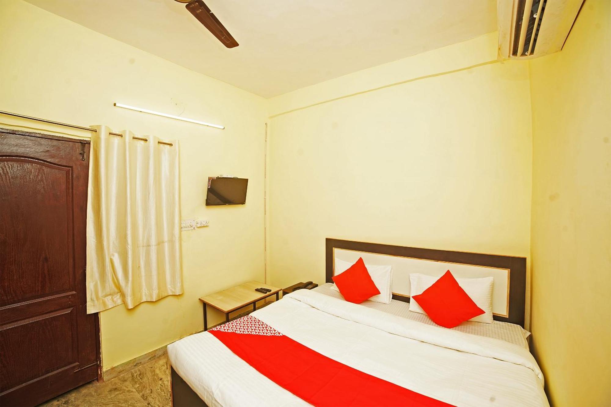 Haldwāni Hotel O Paras Guest House & Restaurant מראה חיצוני תמונה