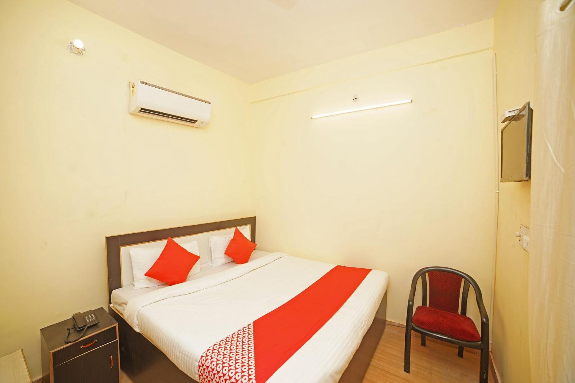Haldwāni Hotel O Paras Guest House & Restaurant מראה חיצוני תמונה