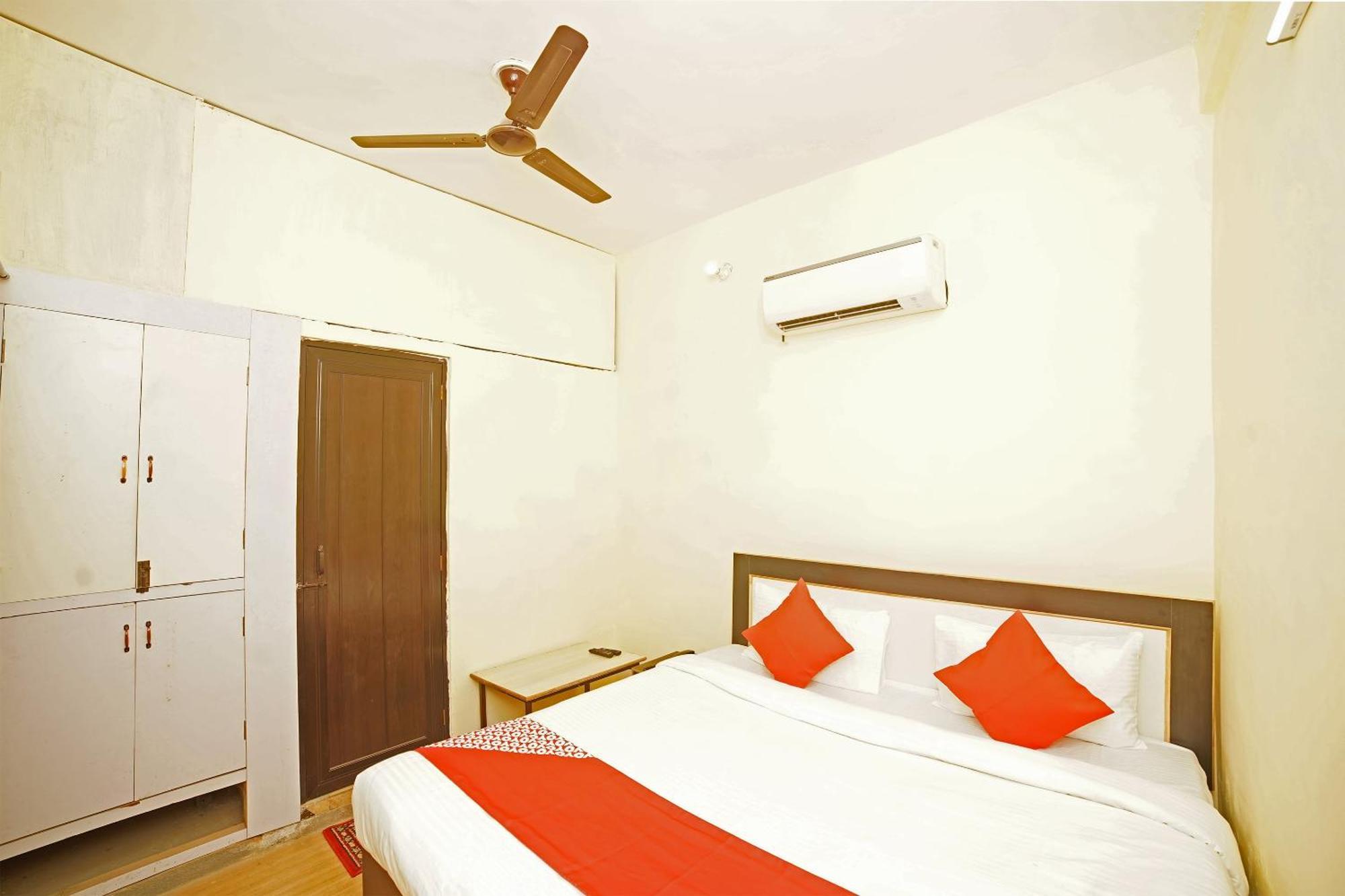 Haldwāni Hotel O Paras Guest House & Restaurant מראה חיצוני תמונה